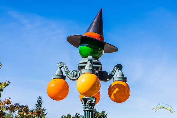 Halloween Streetlights