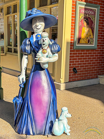 Main Street Statue