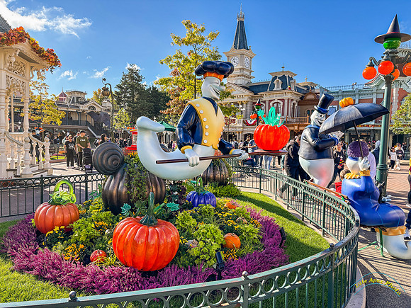 Halloween Decorations